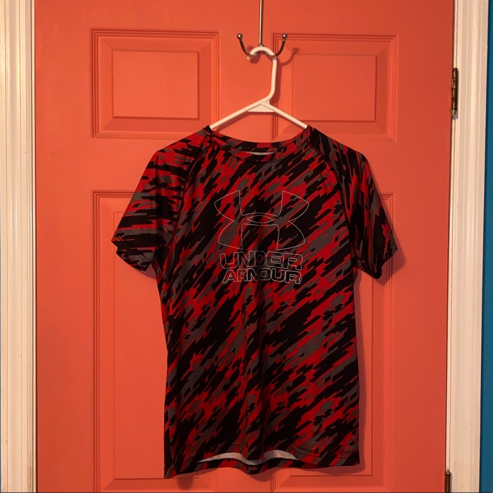 Under Armour Red, Black, and Gray T-shirt (Youth XL)